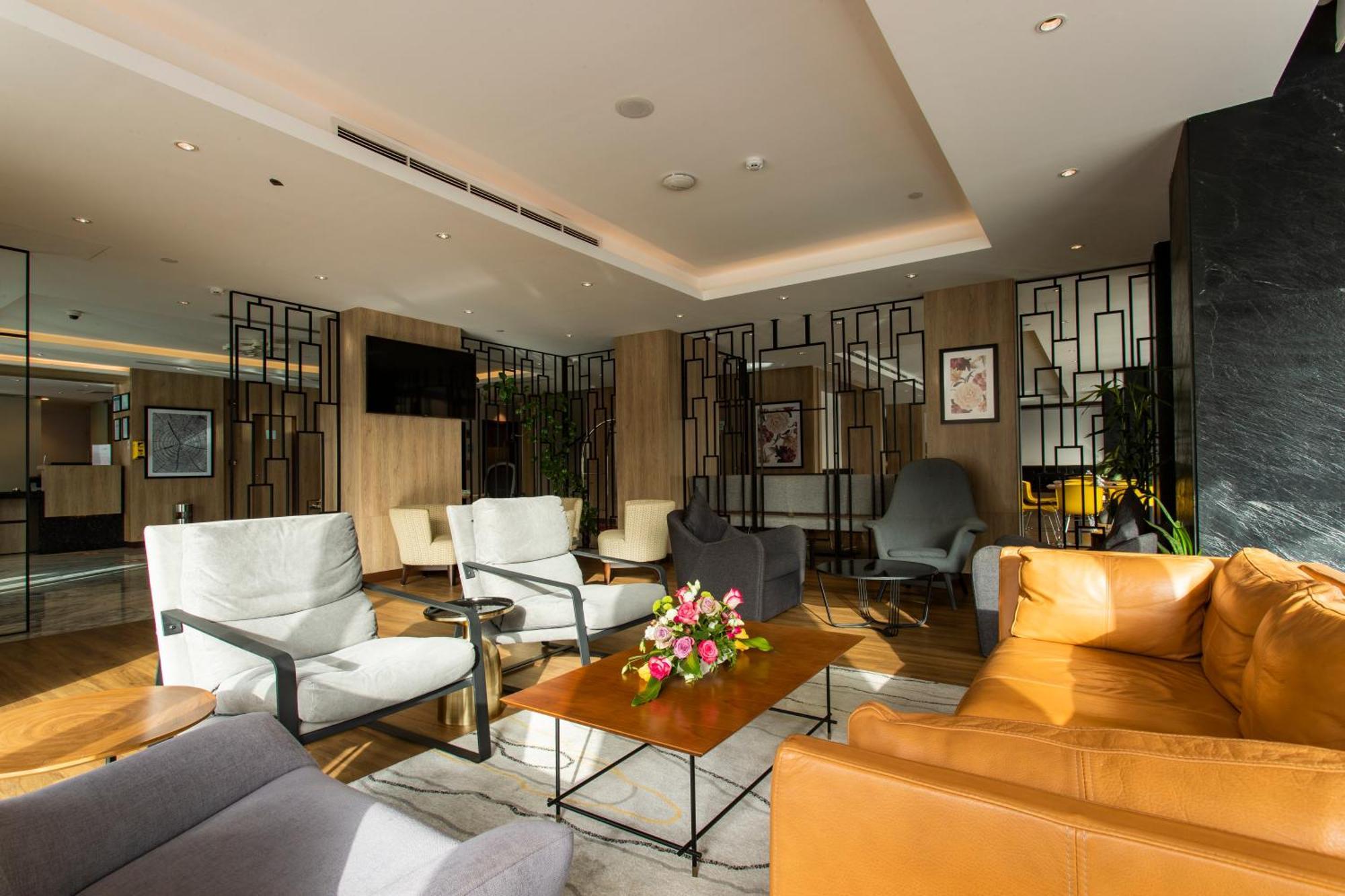 Cindyan Serviced Apartments Khobar Buitenkant foto